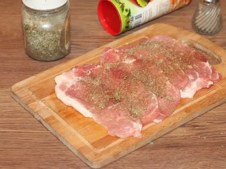 Мясные колобки с начинкой, «махеевъ», россия: шаг 3