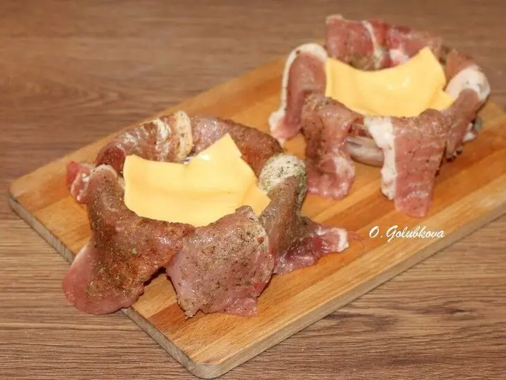 Мясные колобки с начинкой, «махеевъ», россия: шаг 6