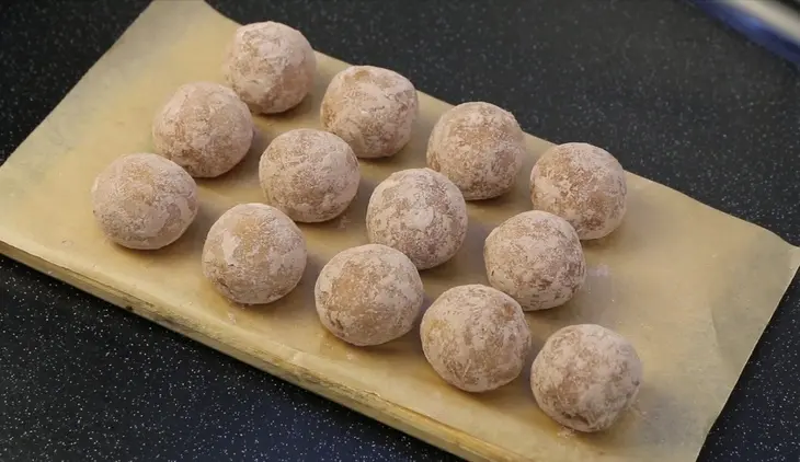 Пирожные из кулича: шаг 12