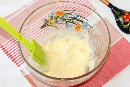 Кулич с глазурью на сгущенке #пасха: шаг 4