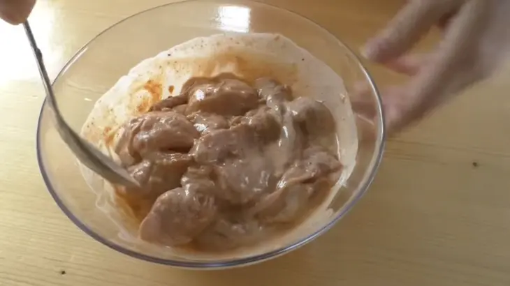 Очень вкусные куриные шашлычки: шаг 3