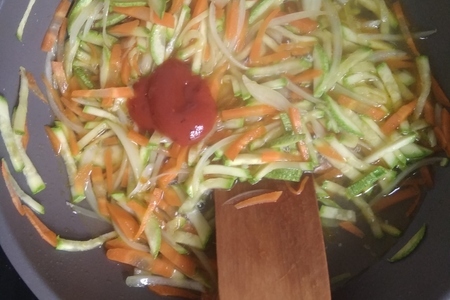 Тальятелле со шпинатом, овощами и кетчупом перечный микс "махеевъ", россия: шаг 5