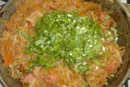 Тушёная капуста с сардельками, "махеевъ", россия: шаг 13