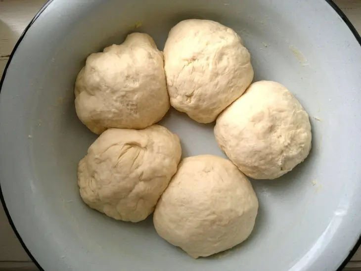Булка "праздничная" с джемом, "махеевъ", россия: шаг 6