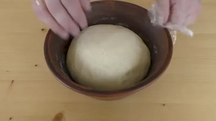 Жареные пирожки с рыбой: шаг 2