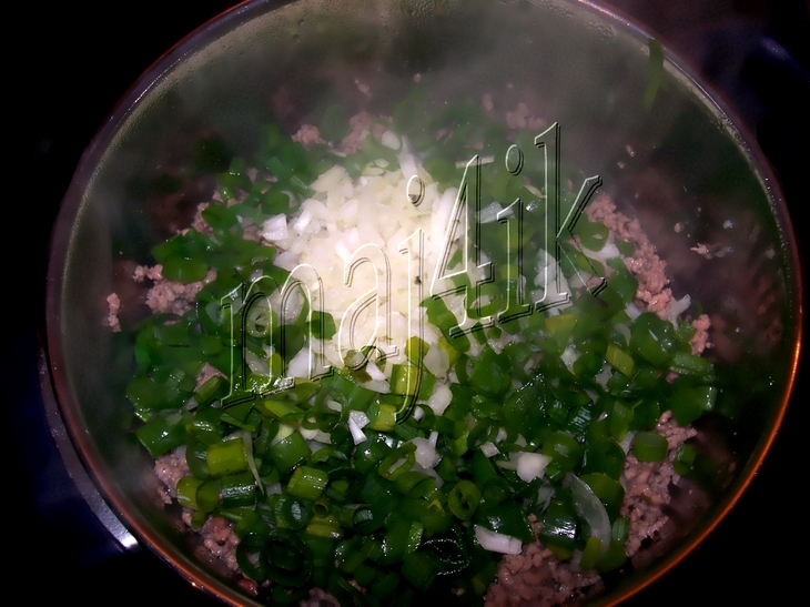 Суп сливочно-сырный с фаршем "объеденье": шаг 2