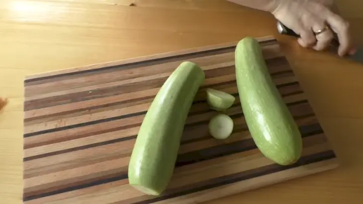 Рецепт куриной грудки с тертым кабачком: шаг 5