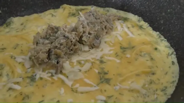 Завтрак с яйцом и грибами: шаг 5