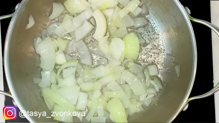 Суп пюре с грибами и гречкой: шаг 1
