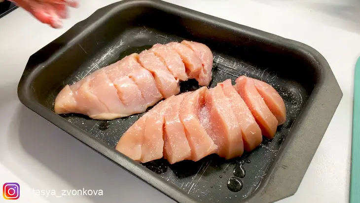 Куриное филе со шпинатом: шаг 2