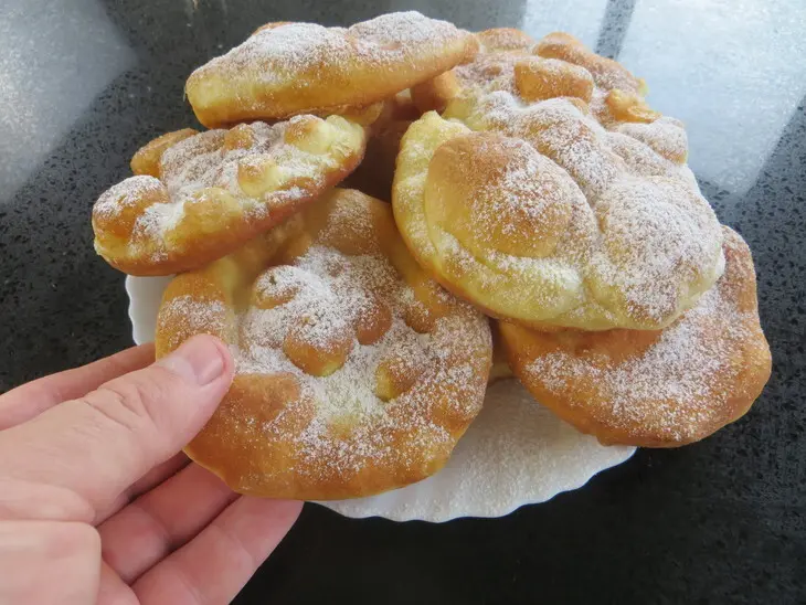 Лепешка к чаю на сковороде, за 15 минут: шаг 6