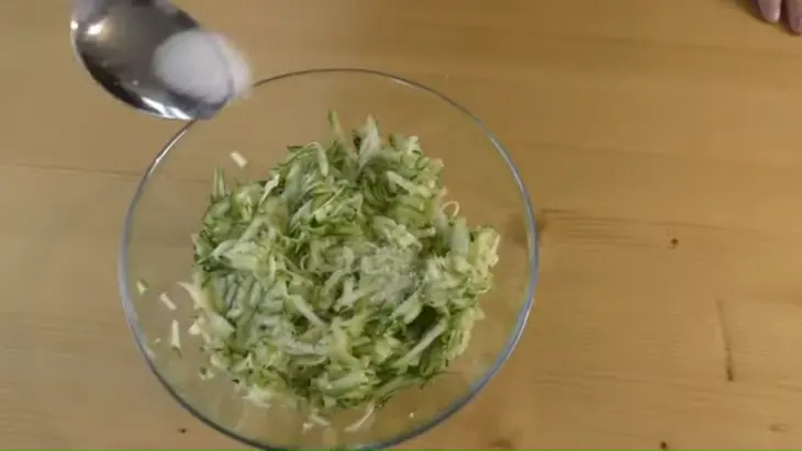 Нежные котлеты без мяса: шаг 2