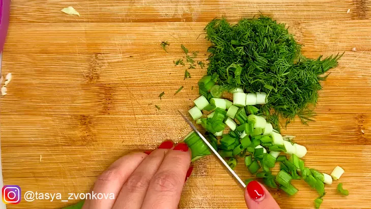 Салат из капусты с икрой: шаг 4