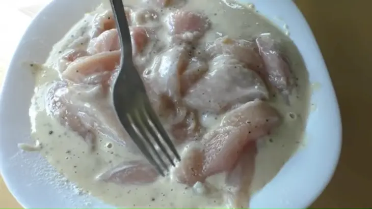 Куриная грудка в очень вкусном кляре: шаг 3