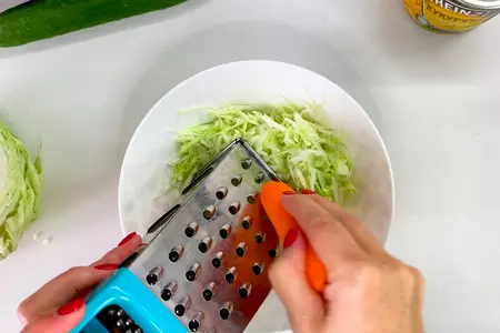 Имбирный салат из капусты: шаг 3