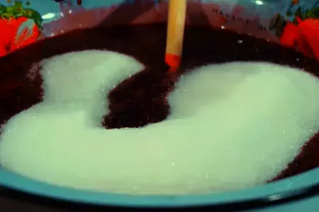 Чёрная смородина перетертая с сахаром без варки: шаг 6