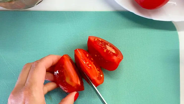 Закуска из помидор к шашлыку: шаг 2