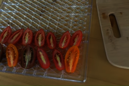 Легкий и способ заморозки помидор: шаг 2
