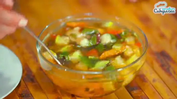 Летний быстрый суп из кабачков с курицей без картошки: шаг 8