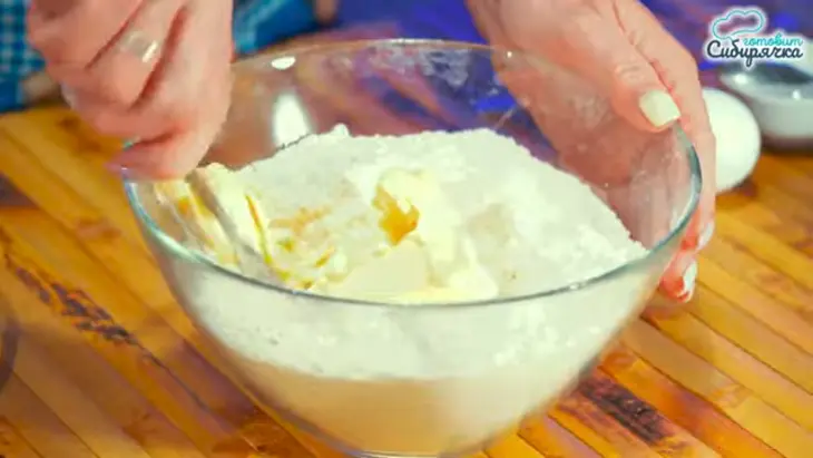 Домашнее песочное печенье на сметане и масле: шаг 2