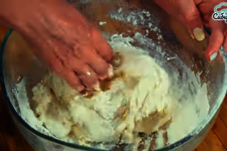 Творожное печенье с начинкой из джема в духовке: шаг 4