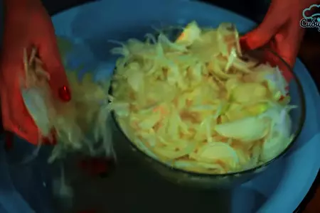 Овощной салат с красной фасолью на зиму: шаг 1