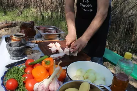 Думляма узбекская в казане: шаг 1
