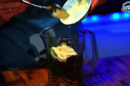 Закуска из баклажанов с грецким орехом и зеленью: шаг 3