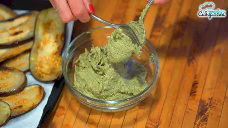 Закуска из баклажанов с грецким орехом и зеленью: шаг 5