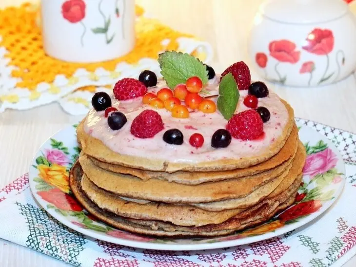 Панкейки с фруктовым соусом #зожныйкулинар: шаг 8