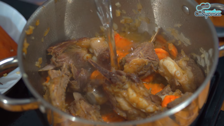 Мясной суп из говядины с овощами и клецками: шаг 5