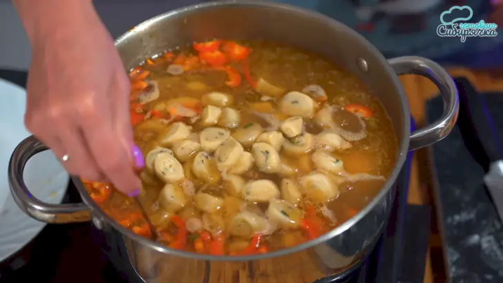 Мясной суп из говядины с овощами и клецками: шаг 8