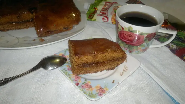 Карамельная коврижка с джемом «махеевъ» «кусочки лета»: шаг 13