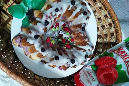 Кекс с творожной прослойкой и малиновым с джемом «махеевъ» «кусочки лета»: шаг 9