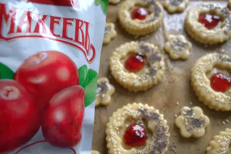 Песочное печенье с клюквенным джемом «махеевъ» «кусочки лета»: шаг 8