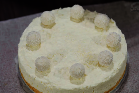 Творожный торт «рафаэлло» с печеньем и кокосом без выпечки: шаг 8