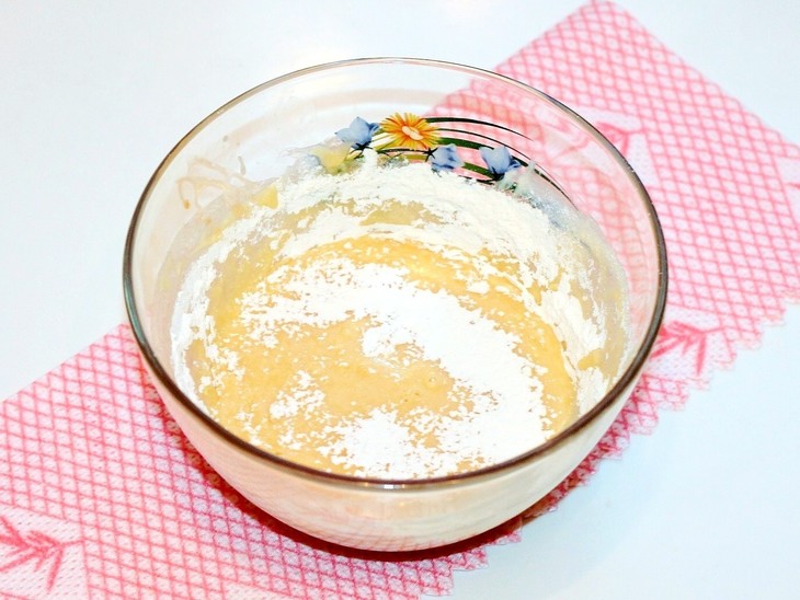 Торт малиновый с йогуртом: шаг 4