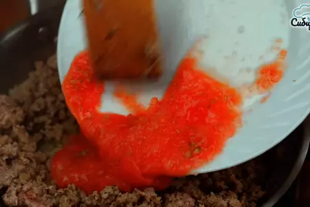 Домашняя пицца с говяжьим фаршем и сыром в духовке: шаг 4