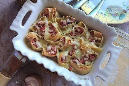 Конкильони фаршированные колбасными изделиями: шаг 9