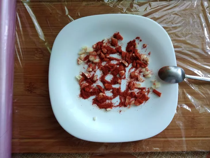 Закусочное сало в луковой шелухе: шаг 8