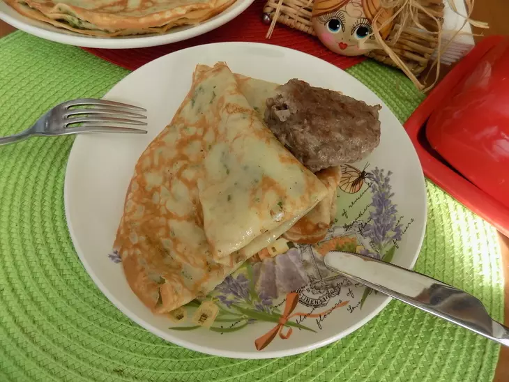 Овсяно-луковые блины с котлетами #масленица2021: шаг 9