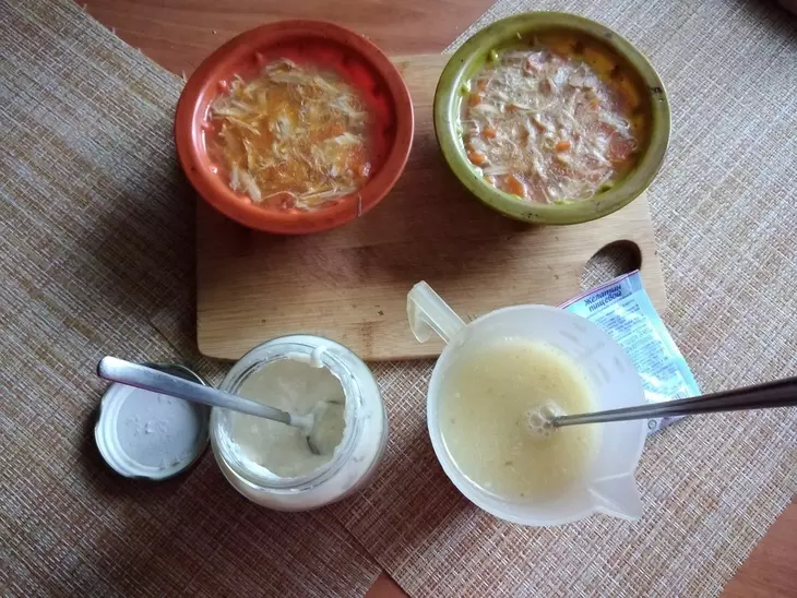 Заливное из мяса курицы на подушке из сливочного хрена: шаг 4
