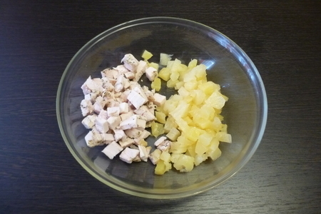 Салат из курицы, ананаса и сыра: шаг 3