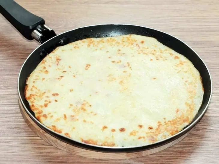Картофельные блины с беконом и луком#масленица2021: шаг 7