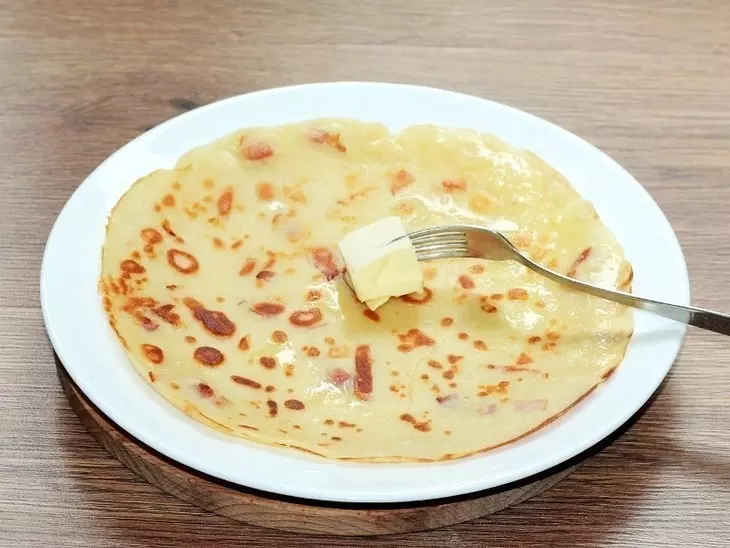 Картофельные блины с беконом и луком#масленица2021: шаг 8
