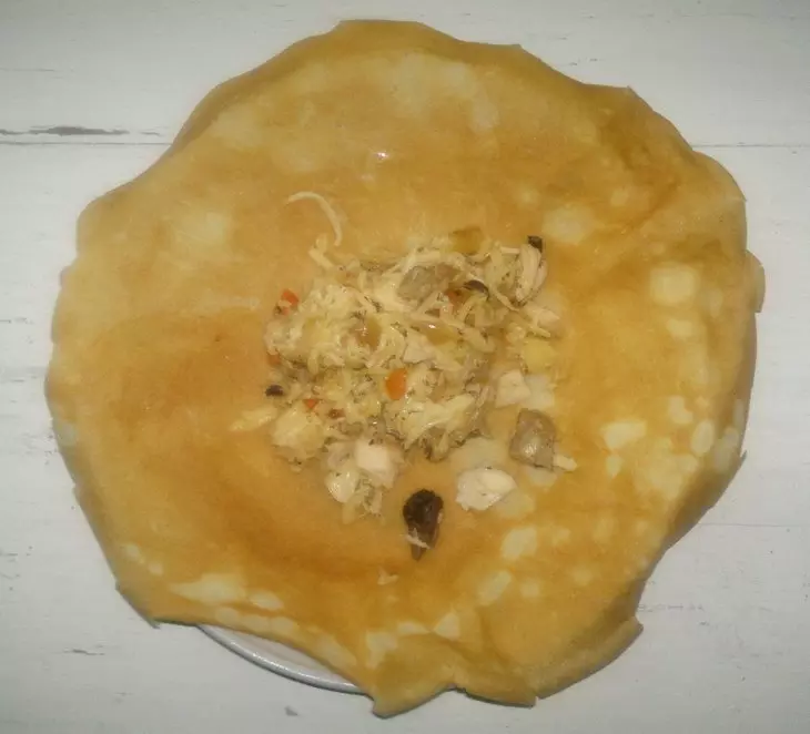 Блинные узелки с курицей и грибами #масленица2021: шаг 15