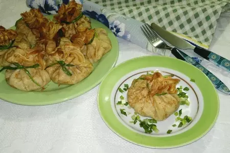 Блинные узелки с курицей и грибами #масленица2021: шаг 19