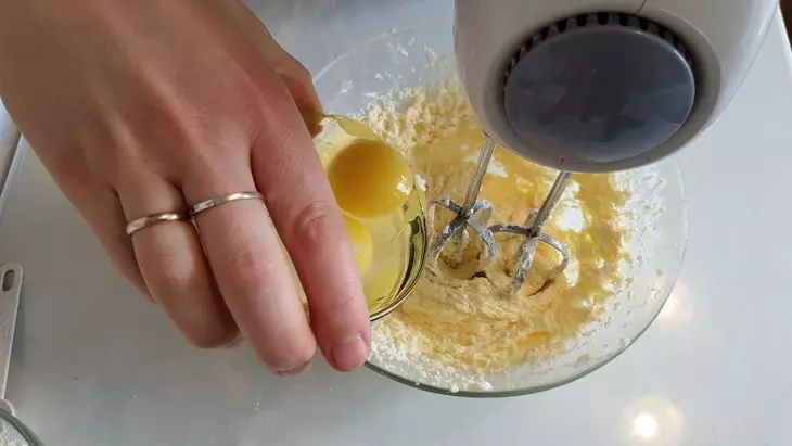Персиковый пирог со сметанной заливкой: шаг 4