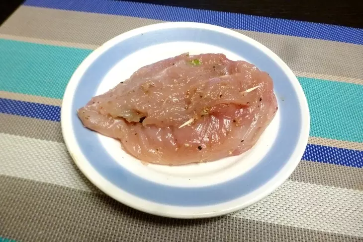 Куриная грудка, фаршированная вялеными томатами и сыром: шаг 4