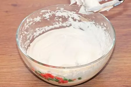 Медовые пирожные "мишуткины грезы": шаг 11